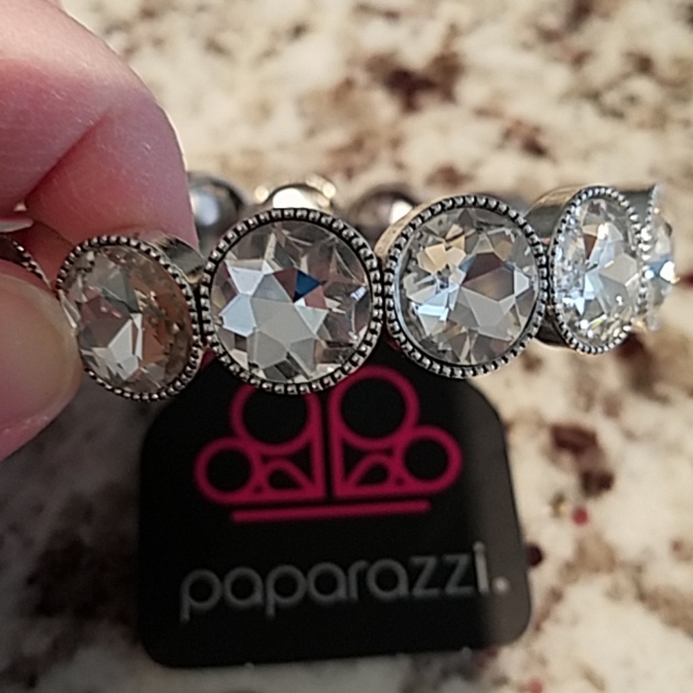 Brand new paparazzi bracelet